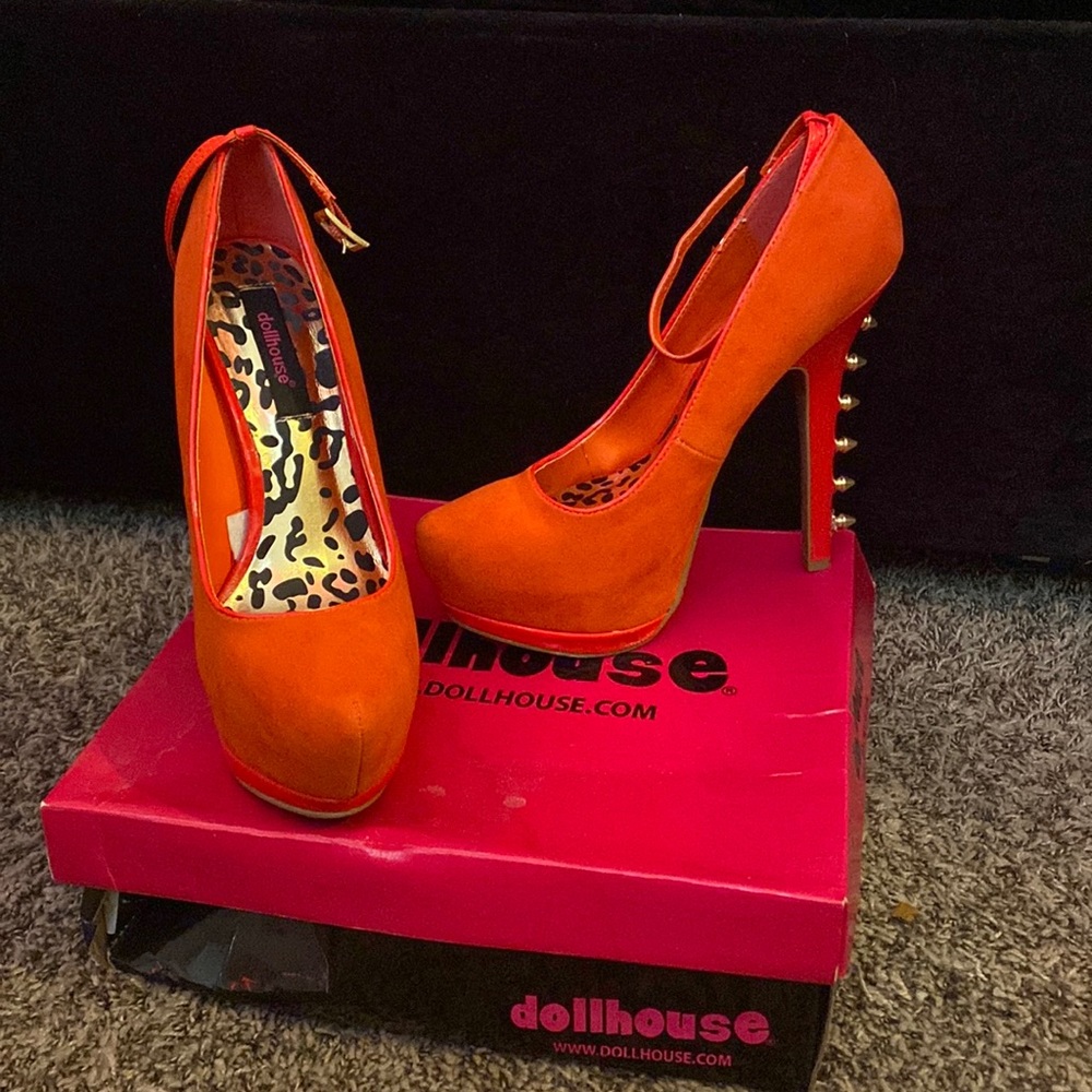 Dollhouse orange spike heels